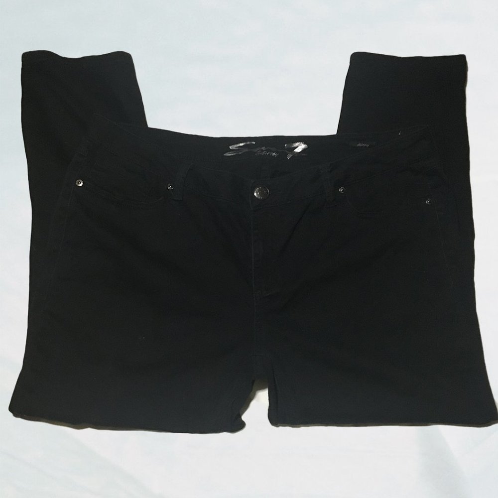 Seven7 Black Skinny Jeans Size 22